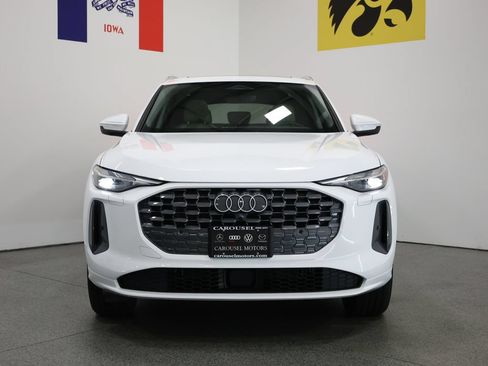 Used 2025 Audi Q5 Premium w/ Convenience Package AWD/4WD image 7