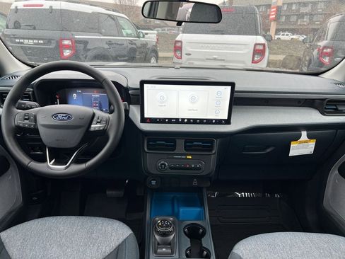 New 2025 Ford Maverick XLT w/ XLT Luxury Package image 9