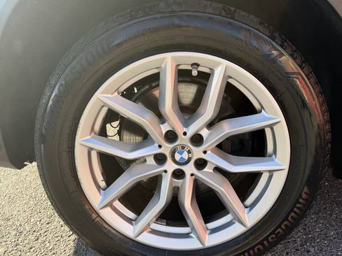 Used 2019 BMW X5 xDrive40i w/ Premium Package 2 AWD/4WD image 17