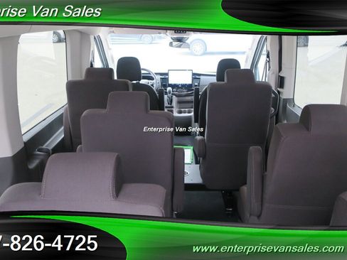Used 2023 Ford Transit 350 XLT image 14