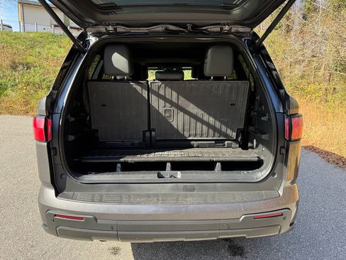 Used 2025 Toyota Sequoia SR5 image 17