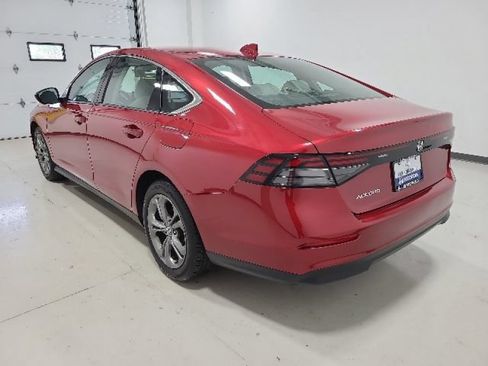 Used 2024 Honda Accord EX image 8