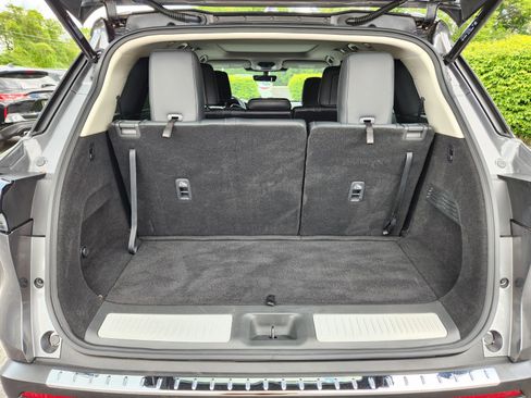 Certified 2023 INFINITI QX60 Luxe w/ Cargo Package AWD/4WD image 8