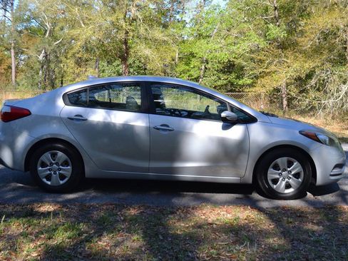 Used 2015 Kia Forte LX image 5