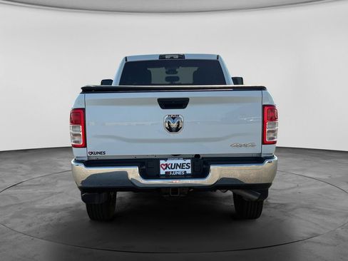 Used 2024 RAM 2500 Tradesman w/ Chrome Appearance Group AWD/4WD image 8