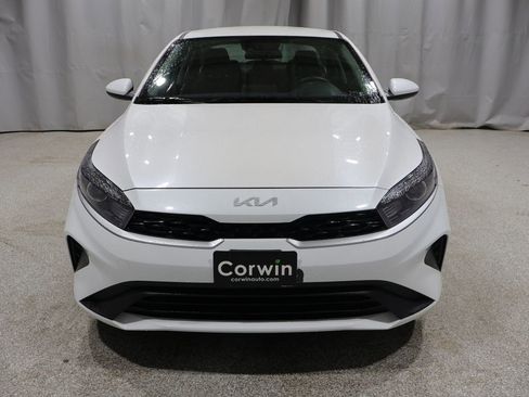 Used 2024 Kia Forte LXS FWD image 6