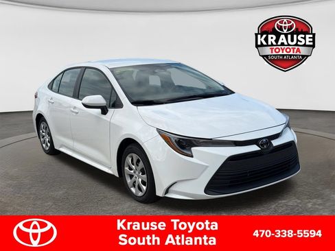 Used 2026 Toyota Corolla LE FWD image 1