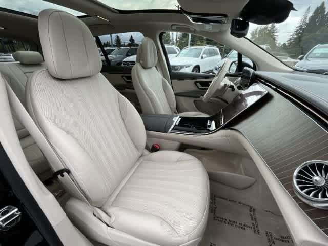 Used 2023 Mercedes-Benz EQS 450+ 4MATIC SUV image 29