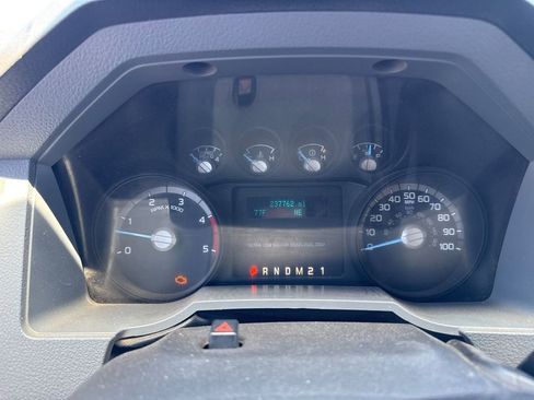 Used 2015 Ford F350 XLT w/ XLT Interior Package AWD/4WD image 10
