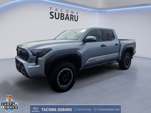 Used 2025 Toyota Tacoma TRD Off-Road image 1