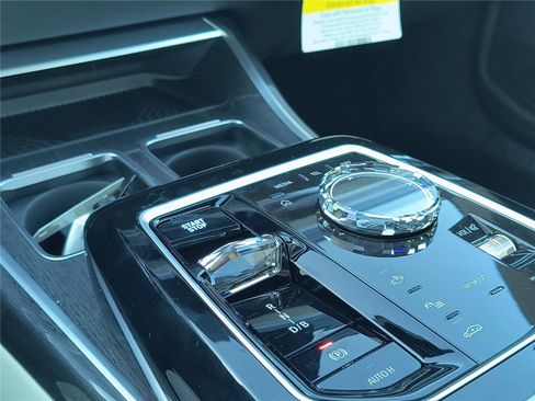 New 2026 BMW i7 eDrive50 image 10