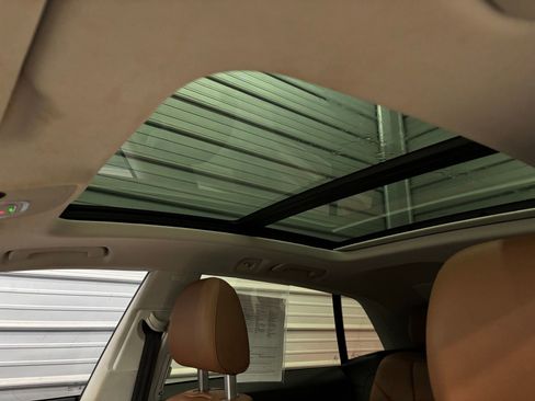 Used 2020 Audi Q8 Premium Plus image 22