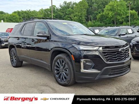 Certified 2022 Chevrolet Traverse RS AWD/4WD image 2
