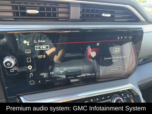 Used 2023 GMC Sierra 1500 Denali w/ Technology Package AWD/4WD image 14