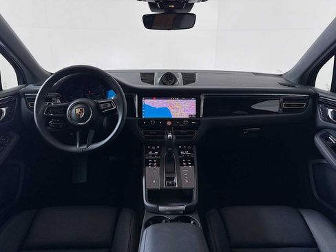 New 2025 Porsche Macan AWD/4WD image 43