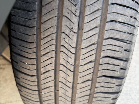 Used 2019 Toyota C-HR XLE image 31