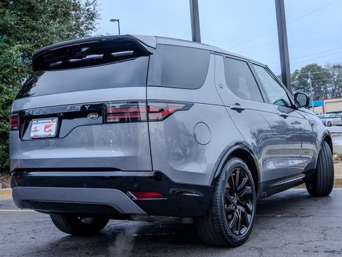 Used 2023 Land Rover Discovery S R-Dynamic image 29