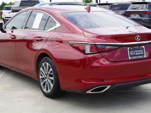 Used 2022 Lexus ES 350 w/ Premium Package FWD image 8