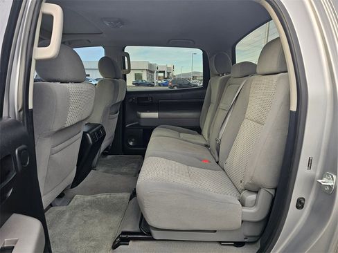 Used 2008 Toyota Tundra 4x4 CrewMax image 16