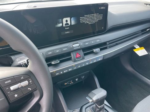 New 2026 Kia K4 FWD image 15
