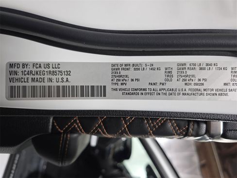 Used 2024 Jeep Grand Cherokee L Summit w/ High Altitude Package image 42