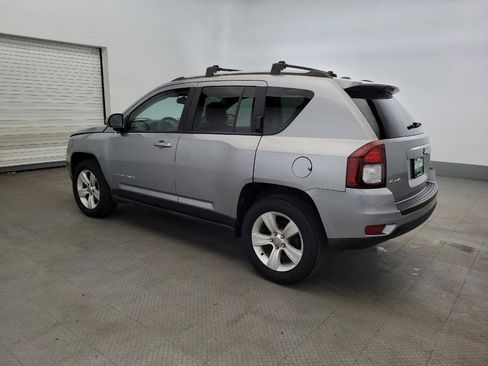 Used 2016 Jeep Compass Latitude AWD/4WD image 3