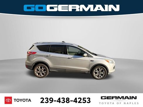 Used 2014 Ford Escape Titanium image 2