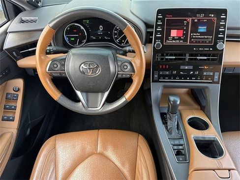 Used 2021 Toyota Avalon Limited w/ Advanced Safety Package image 11