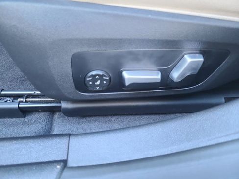 Used 2023 BMW i4 eDrive35 w/ Premium Package image 12