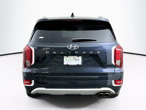 Used 2021 Hyundai Palisade Limited FWD image 7