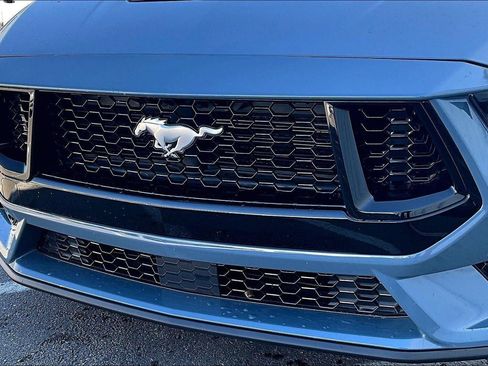 Used 2025 Ford Mustang GT Premium image 24