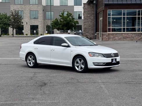 Used 2015 Volkswagen Passat 1.8T Limited Edition FWD image 1