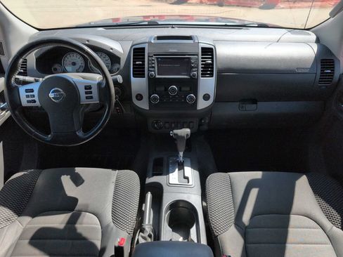 Used 2018 Nissan Frontier PRO-4X AWD/4WD image 11