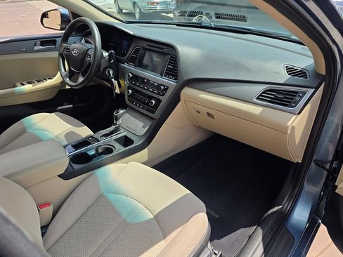 Used 2017 Hyundai Sonata SE FWD image 14
