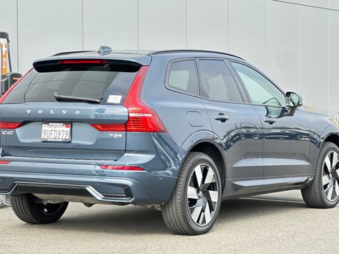 Certified 2025 Volvo XC60 T8 Plus w/ Protection Package Premier image 5
