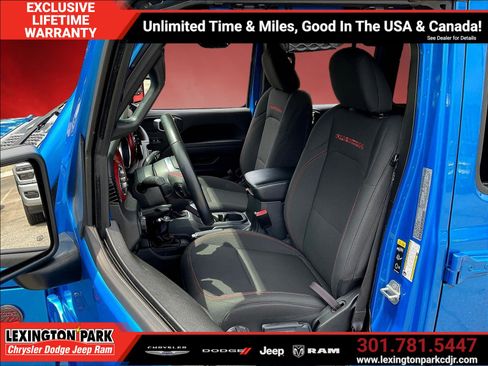 Used 2023 Jeep Wrangler Unlimited Rubicon w/ Cold Weather Group AWD/4WD image 20