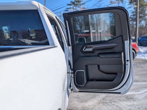 Used 2022 Chevrolet Silverado 1500 LT Trail Boss w/ Protection Package image 40