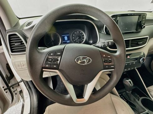 Used 2019 Hyundai Tucson Value FWD image 11