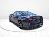 Used 2022 Nissan Altima 2.5 SR image 6