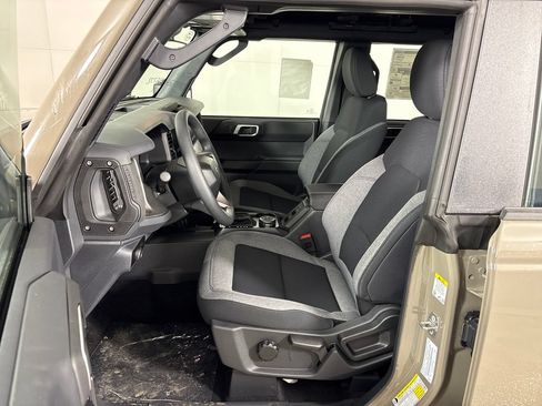 New 2026 Ford Bronco 4-Door AWD/4WD image 28