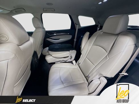 Used 2020 Buick Enclave Essence FWD image 26