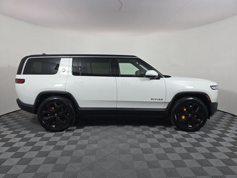 Used 2023 Rivian R1S Adventure AWD/4WD image 6
