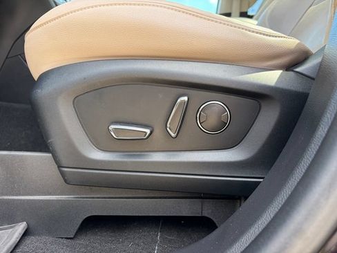 Used 2020 Ford Explorer Limited AWD/4WD image 27
