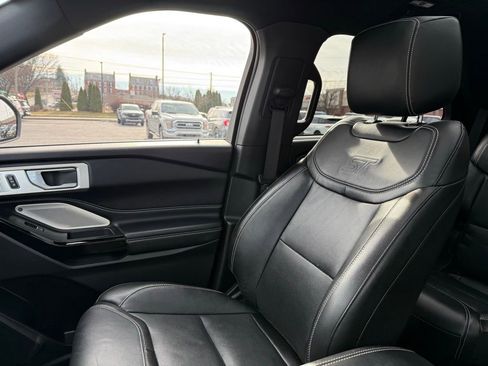 Used 2022 Ford Explorer ST image 26