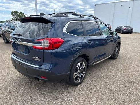 Used 2023 Subaru Ascent Limited w/ Technology Package AWD/4WD image 3
