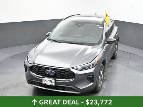Used 2025 Ford Escape ST-Line AWD/4WD image 32