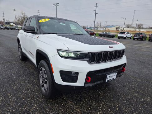 Used 2022 Jeep Grand Cherokee Trailhawk w/ ADV Protech Group II AWD/4WD image 1