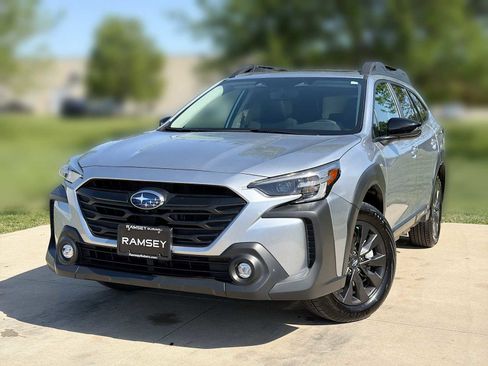 Certified 2025 Subaru Outback Onyx Edition XT AWD/4WD image 1