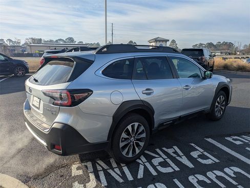 Certified 2025 Subaru Outback Limited XT w/ Popular Package #2 image 5