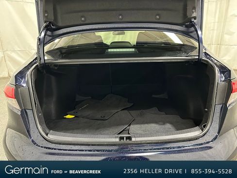 Used 2024 Toyota Corolla LE w/ LE Convenience Package image 13